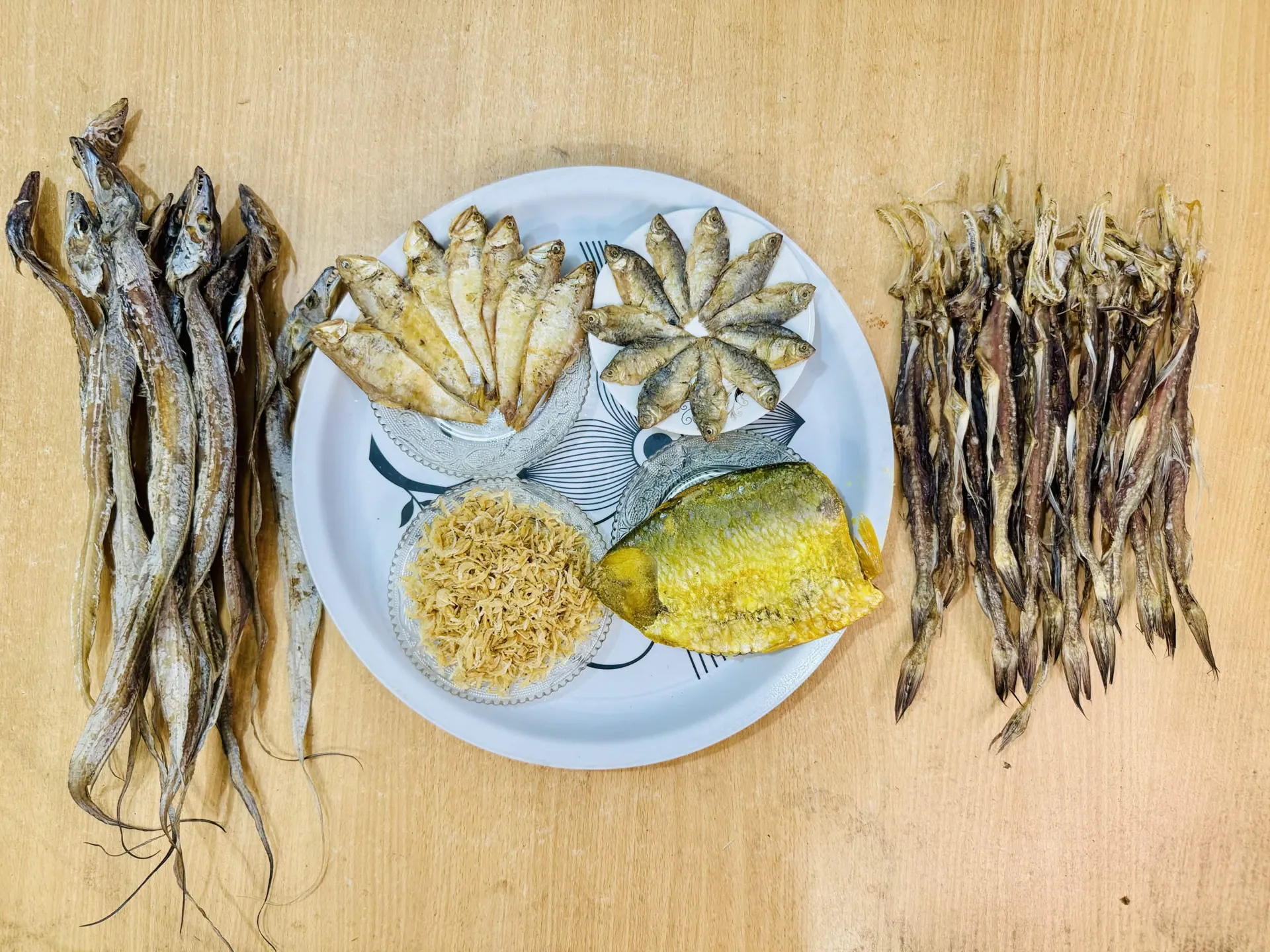 ছয় রকমের শুটকির প্যাকেজ